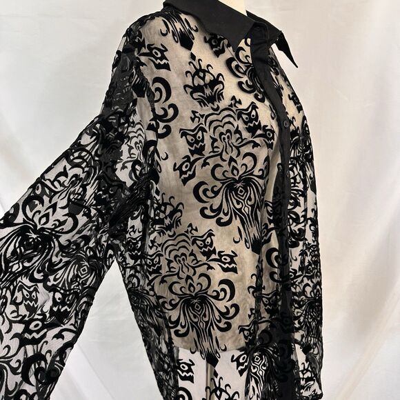 Her Universe Disney Haunted Mansion Wallpaper Sheer Top 2X Plus - Picture 6 of 9